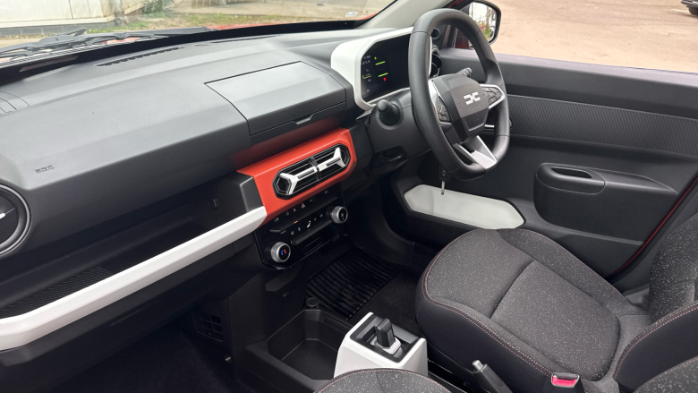 Dacia Spring 27kWh Expression 65 48kW 5dr Auto Electric Hatchback